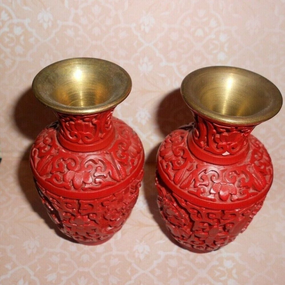 A Pair of Vintage Chinese Cinnabar Lacquer Brass Base Vases 4.25” EXCELLENT